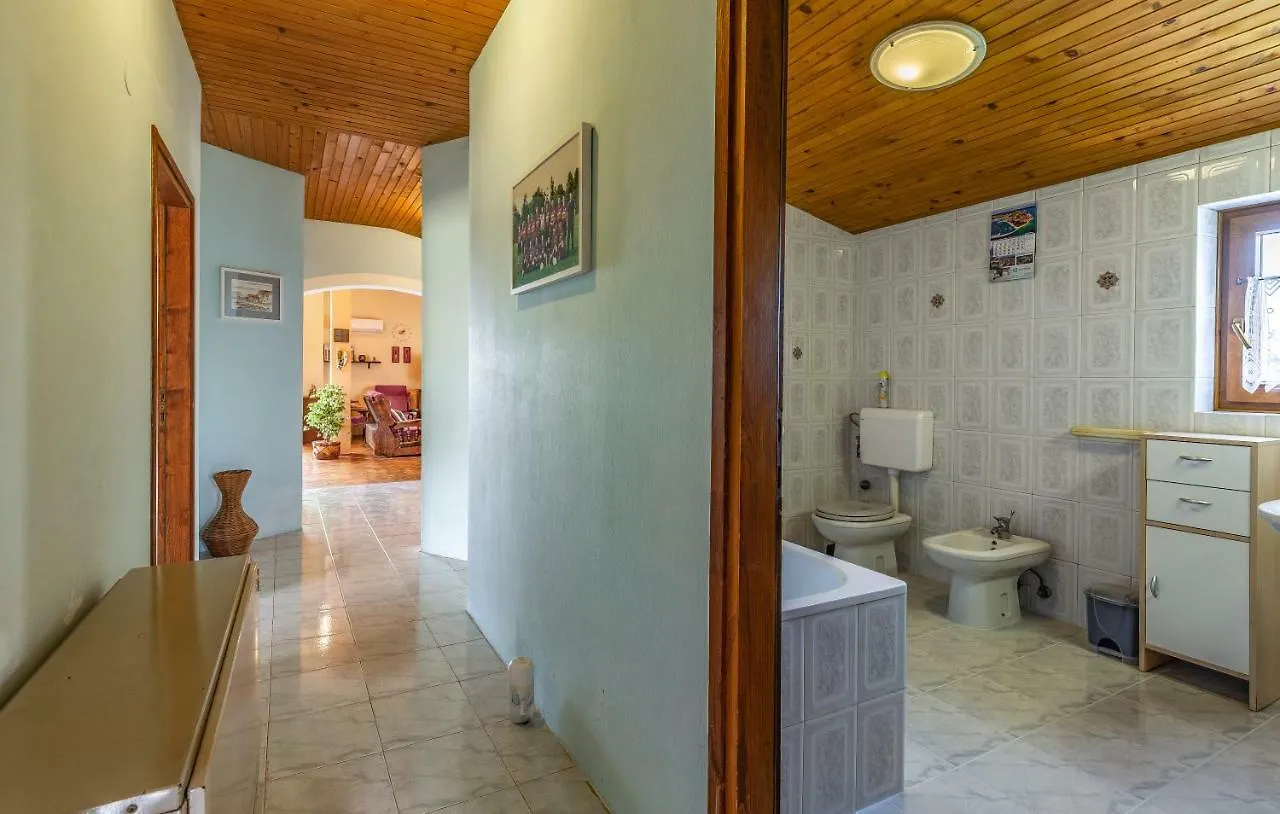 Apartment Lorencin Milka Medulin