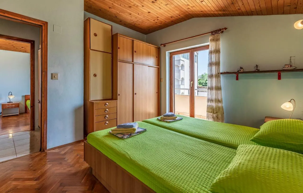 Apartment Lorencin Milka Medulin 0*,  Croatia