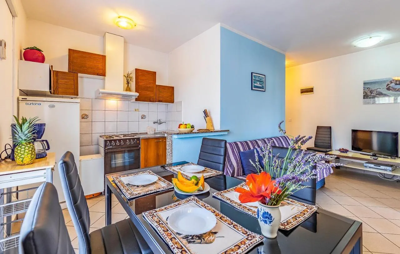 Apartment Lorencin Milka Medulin 0*,