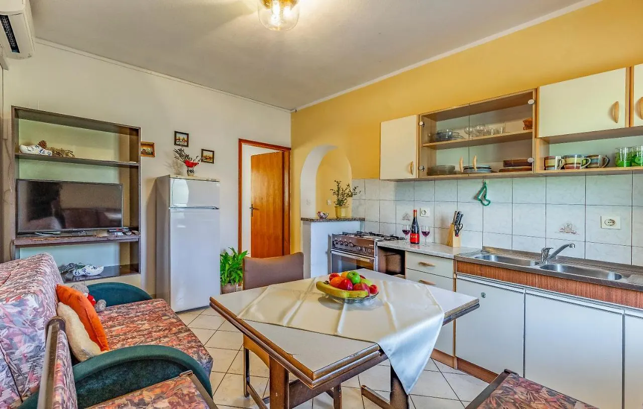 Apartment Lorencin Milka Medulin