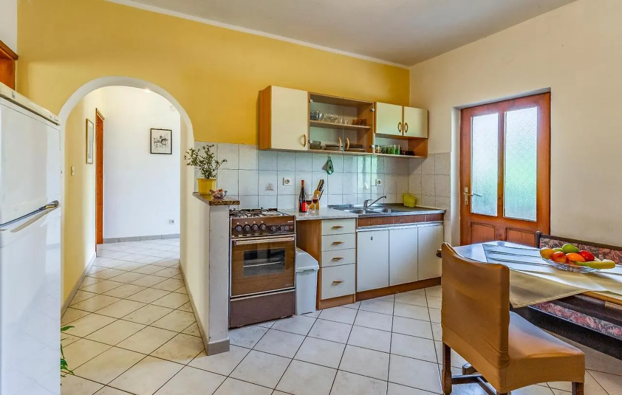 Apartment Lorencin Milka Medulin